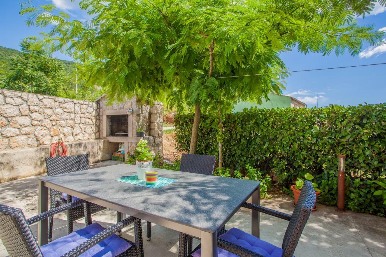 Apartman Madlen Cres Exteriör bild